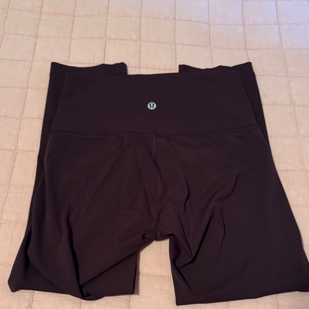 lululemon Burgandy/Wine Leggings size 4 21” EUC - Picture 1 of 10